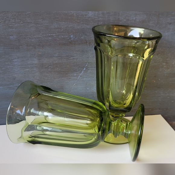 Set/2 Avocado Green Goblet Drinking Glass Imperial Old Williamsburg Vintage 70s - Picture 2 of 2